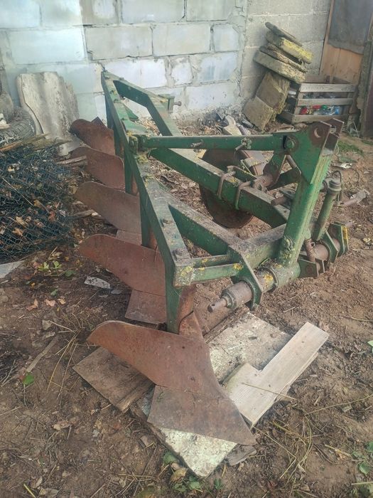 Pług 3 5 zagonowy Grudziądzki .  zgrabiarka  przewracarka