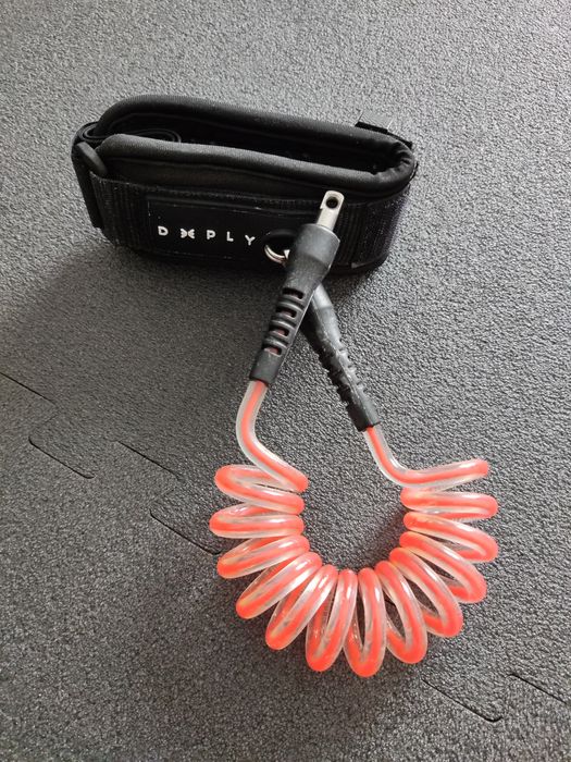 Prancha Bodyboard Deeply Double Concave 40.5" com Leash Bicep