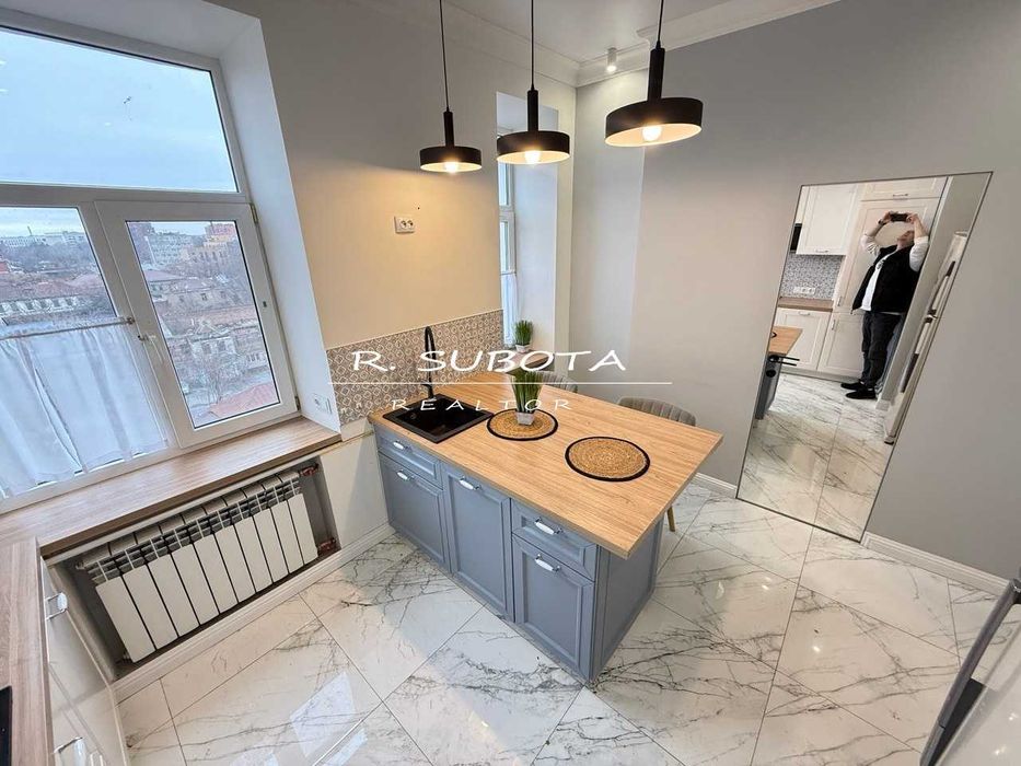 3.к квартира ул. Короленко 70м2 Центр Чкалова Грушевского Артема