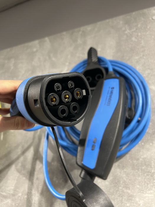 Оригінальний зарядний пристрій Type 2 Mennekes Німеччина (8A|1,7 кВт)