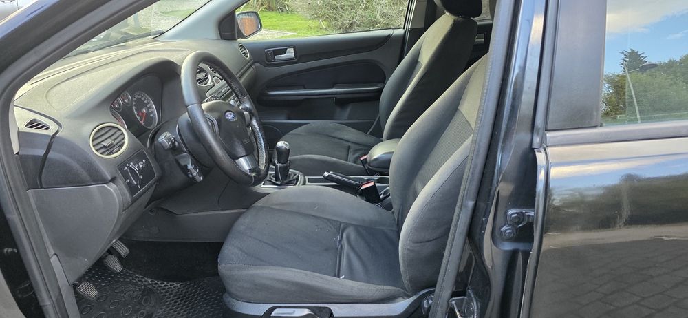Ford focus 1.6tdci 110cv nacional revisao feita e DESTRIBUICAO