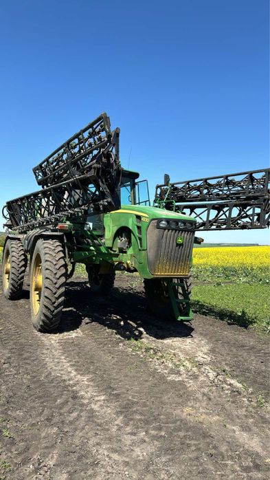 Опрыскиватель John Deer 4930, захват штанги 36метров. Бак на 4.5к