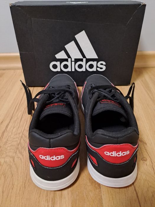 Buty marki Adidas