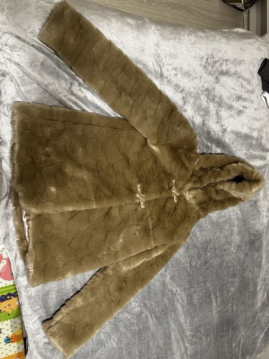 Шубка з штучного хутра під натуральну