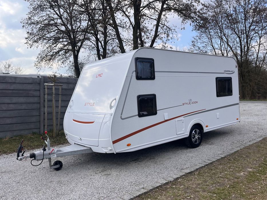 LMC Style Lift 430 K  6 Osobowa Łóżko Zajeżdżane i Pietrowe Jak Nowa