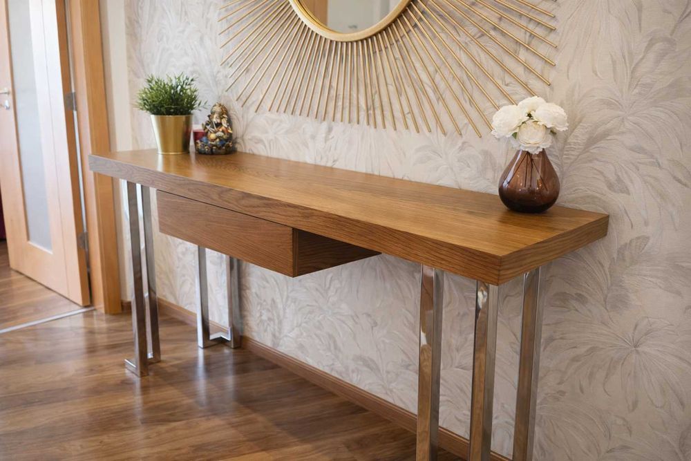 Consola Elegante em Madeira com Pernas Metálicas