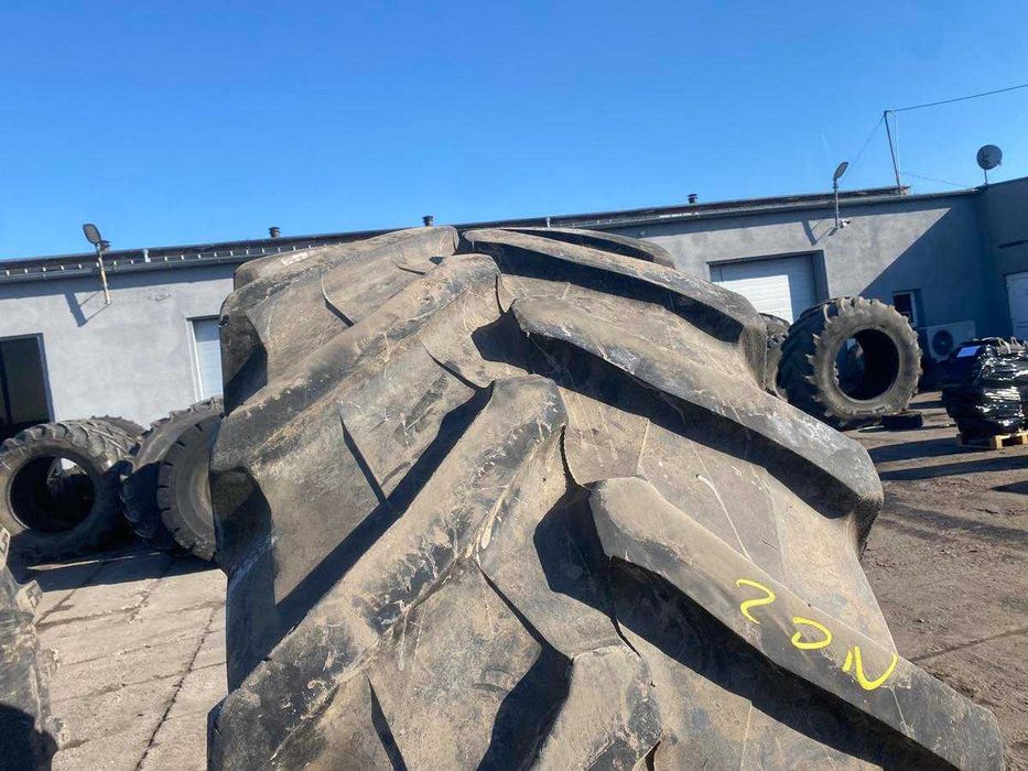 Opona używana 710/70r42 Trelleborg TM900 Radila 70% Bieżnika