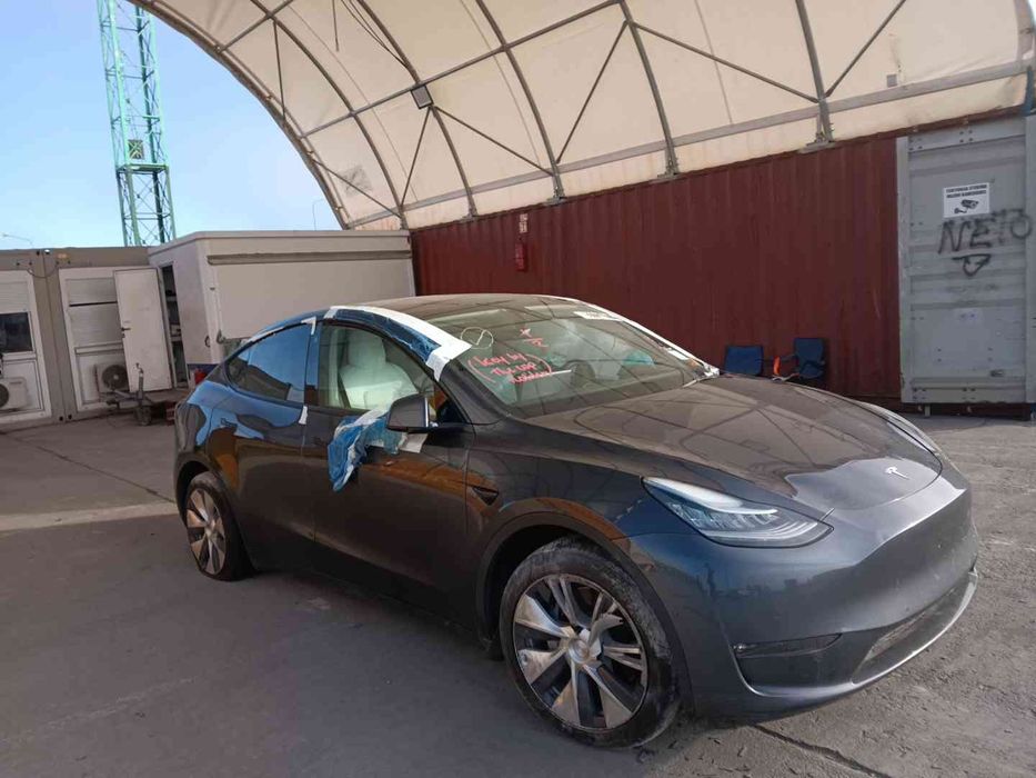 Розбірка шрот запчастини до Tesls model Y  Тесла модел Y