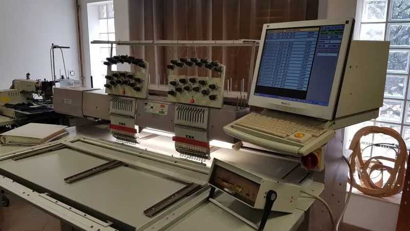 Maszyny szwalnicze hafciarka ZSK J0211TC dwie głowice 11 kolorów