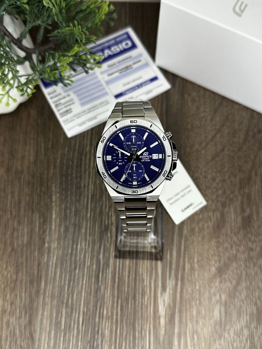 З гарантією / Новий оригінальний Casio Edifice EFV-640D-2A