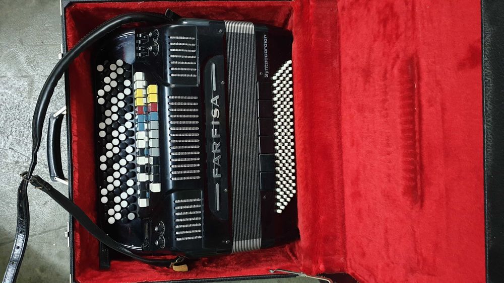 Acordeão Farfisa Syntaccordion + amp + coluna