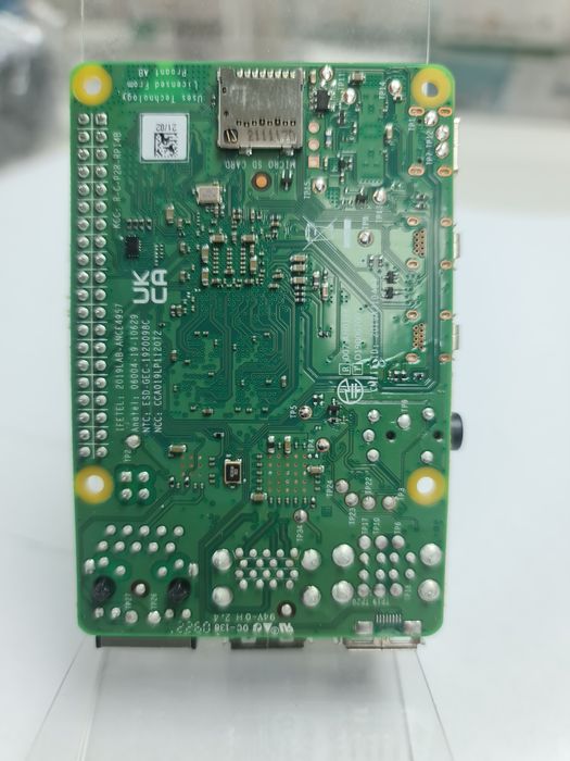 Міні комп'ютер Raspberry PI 4 Model B 4Gb