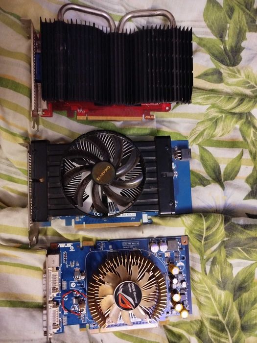 Hd radeon ddr5 ddr3 відеокарти hd r7