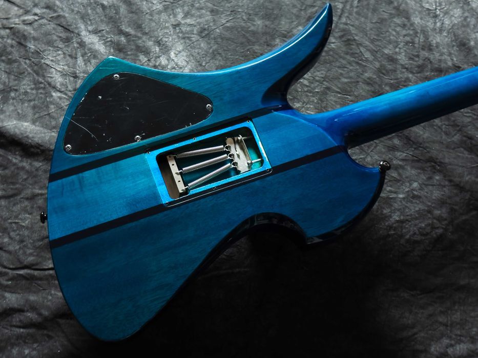B.C. Rich Mockingbird ST 2006 - Trans Blue