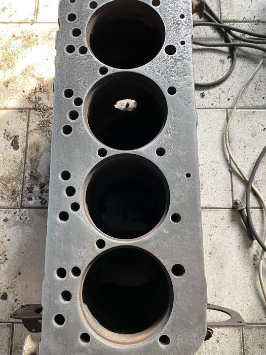 Блок двигуна д240(мтз)