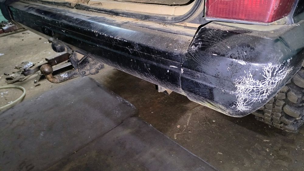 Zderzak tylny jeep Cherokee xj 89-97r