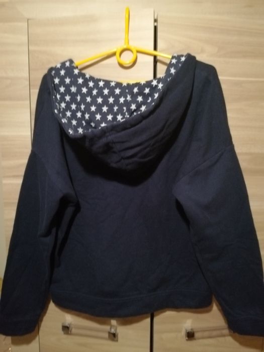 Bluza nakładana przez głowę z kapturem