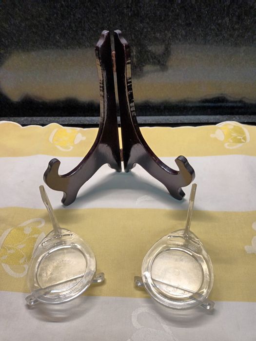 1 Suporte para Prato + 2 Suportes para Chávenas e Pires