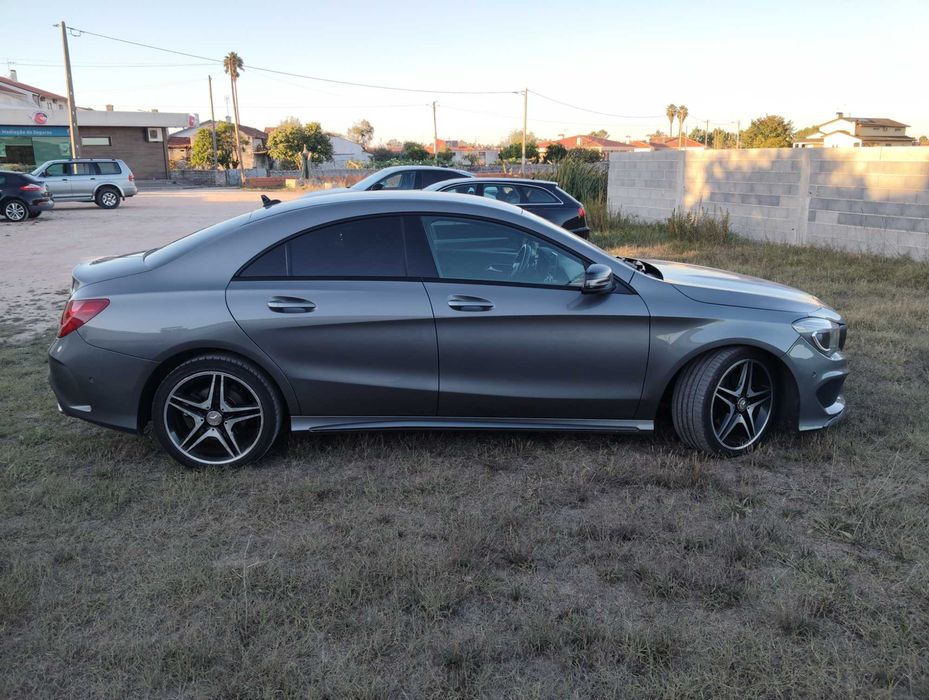 Vendo Mercedes Benz CLA 180 sport coupé AMGLine