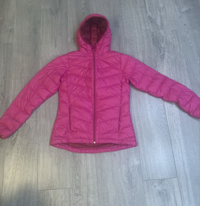 Легкий  пуховик  JackWolfskin, XS