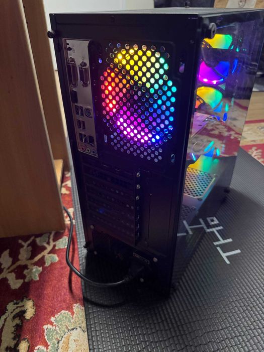 PC Gaming Ryzen 7 3700X / RX 5600 XT 6GB / 32GB RAM / 2.48TB