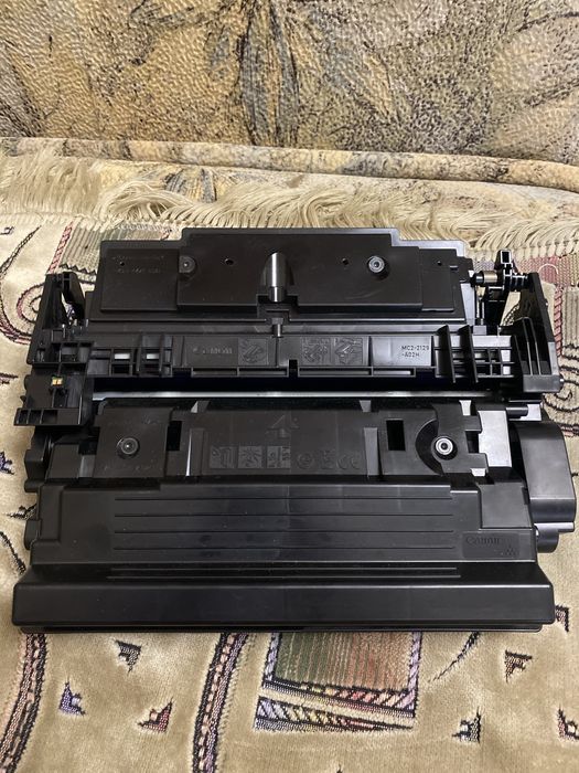 Картридж canon toner T06 Black