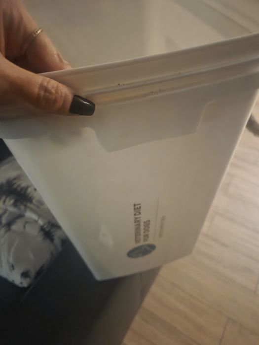 Pojemnik duzy XL na karme