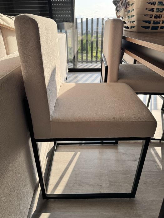 Cadeiras em ferro e tecido antigato