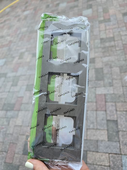 Рамка OVIVO антрацит потрійна