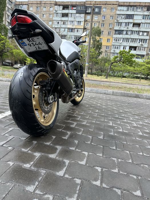Продам Yamaha FZ 8