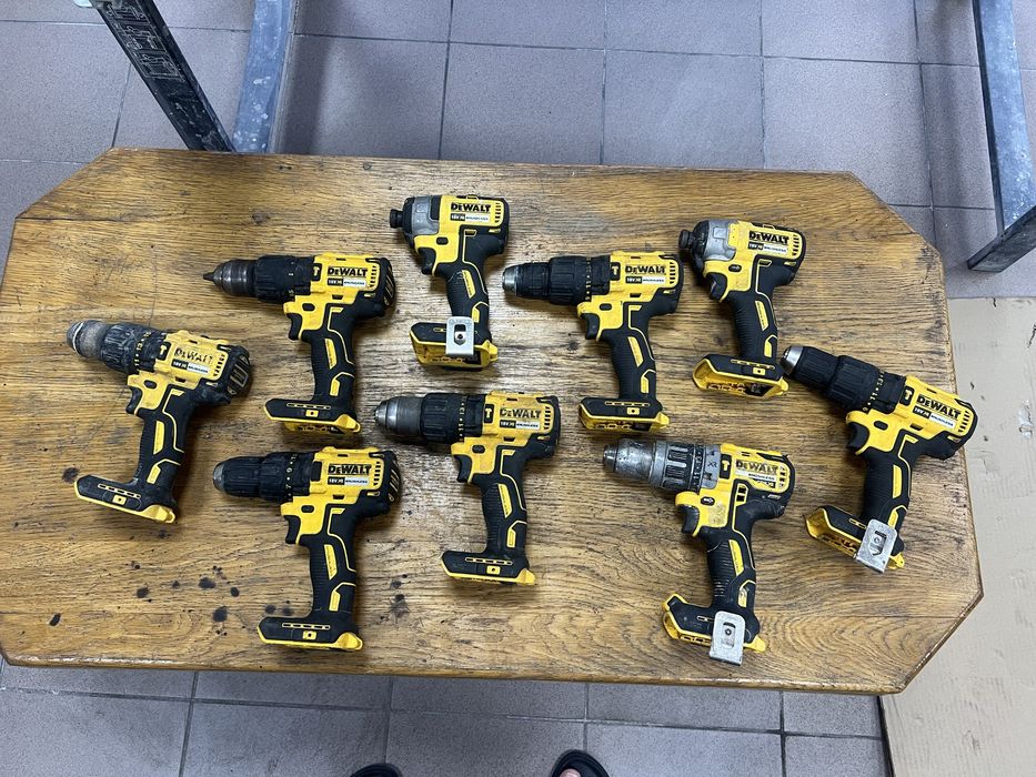 Шуруповерти Dewalt 796 778 887