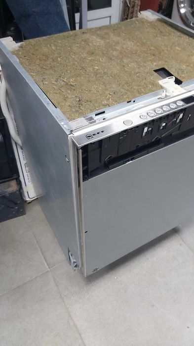 посудомийна машина NEFF під забудову 60см