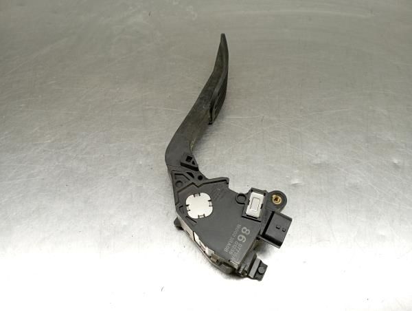 Pedal do acelerador NISSAN Juke (F15)