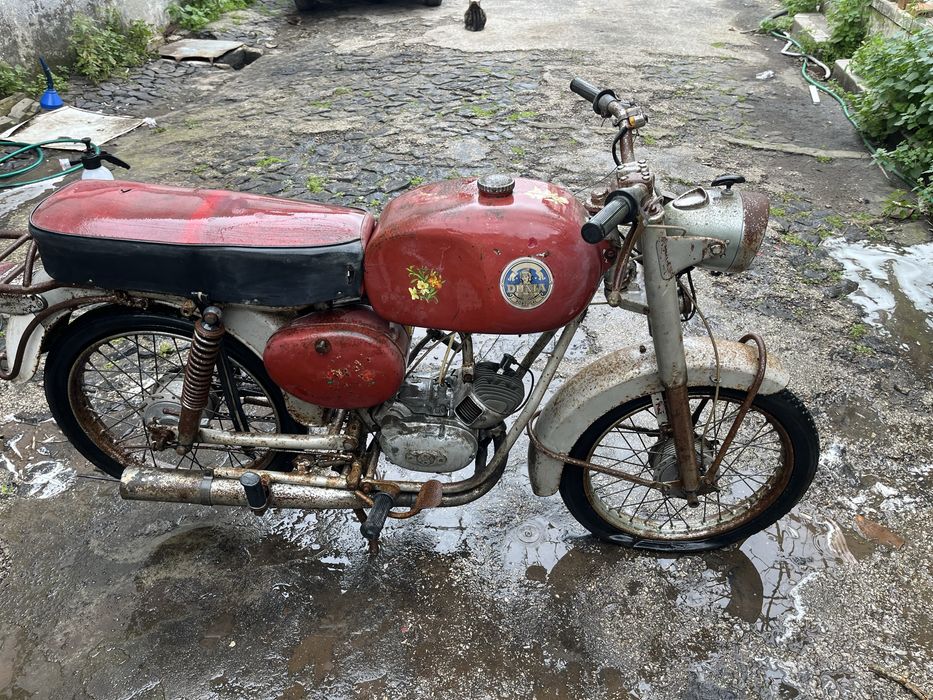 Sachs Dunia Nagociavel