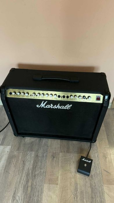 Wzmacniacz gitarowy Marshall S80 Valvestate 8240 - Klasyczne brzmienie