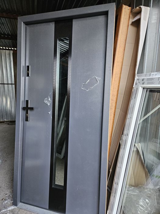 Drzwi zewn. "Disting" 70mm Antracyt (ciepłe ościeżnice)