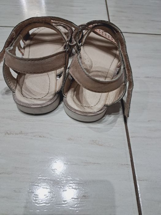 Sandałki Nelli blu rozmiar 29 wkładka 19cm