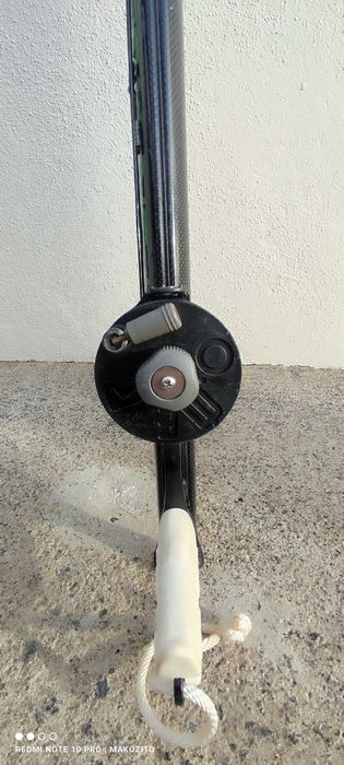 Arma de carbon caça submarina