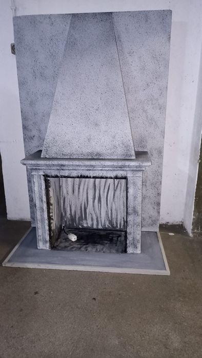 Lareira feita em esferovite