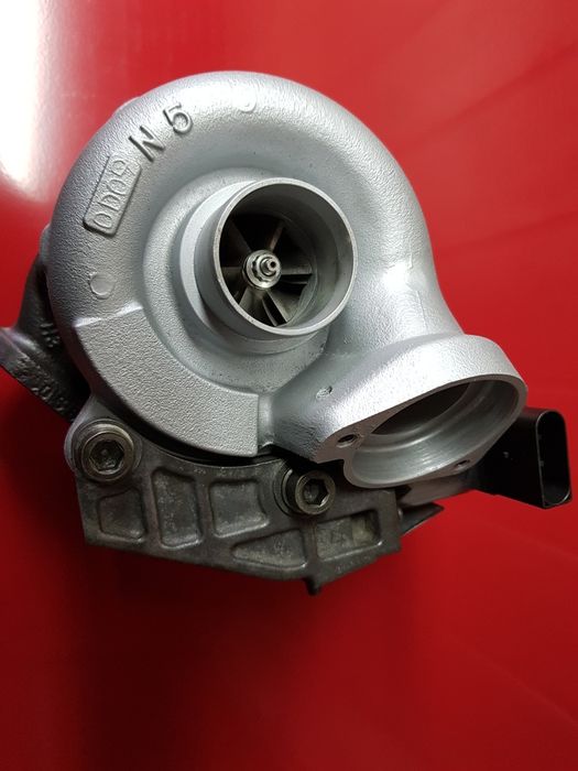 Turbina turbosprężarka BMW e90 2.0d e87 163KM 320 d 120d E60 BMW 520