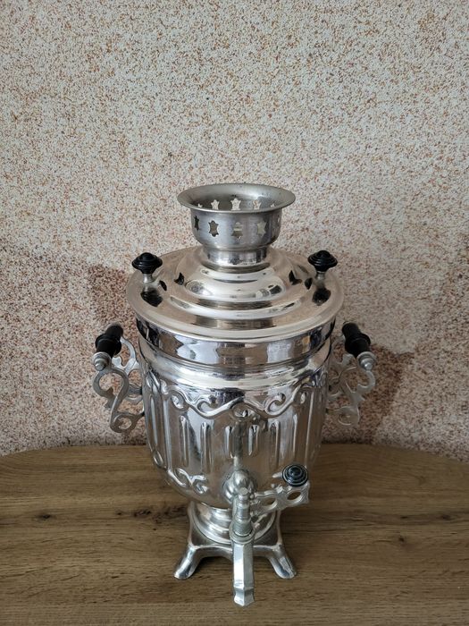 Новий самовар,з термовимикачем