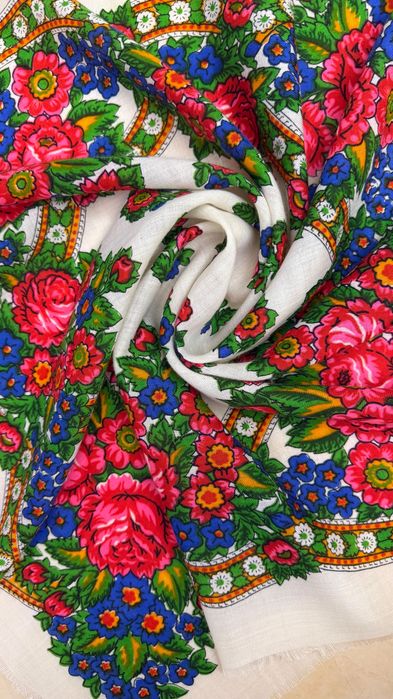 Українська хустка в квіти з вовни вінтажна велика шерстяной платок