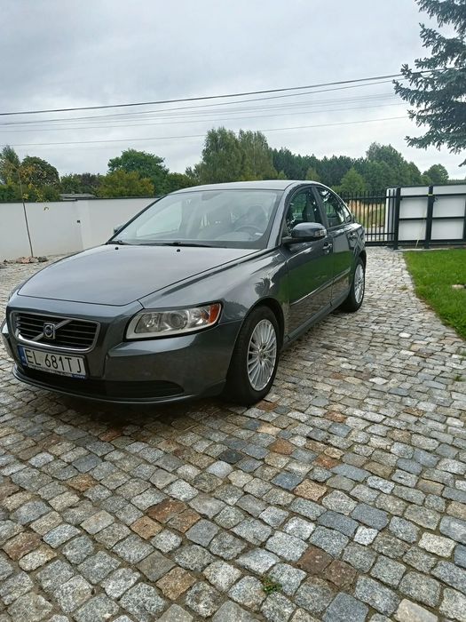 Volvo S40
