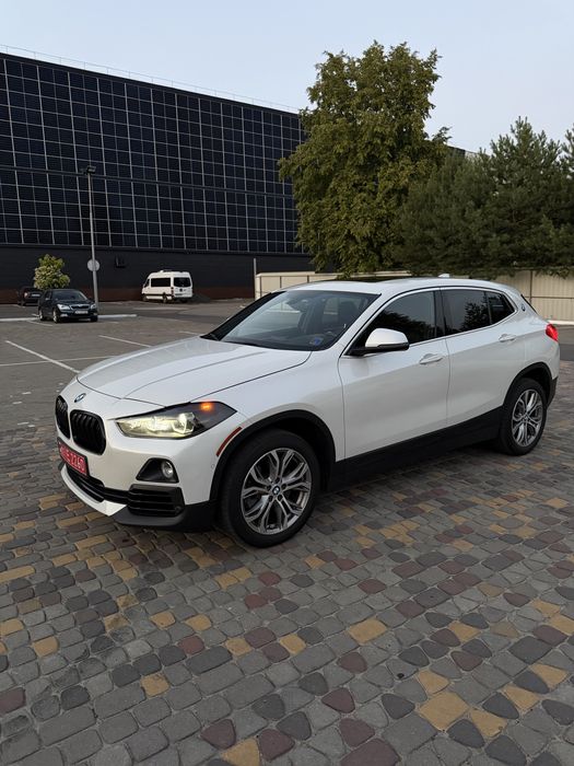BMW X2 2018 VIN WBXYJ5C30JEF82176 фото оголошення 3 з 24
