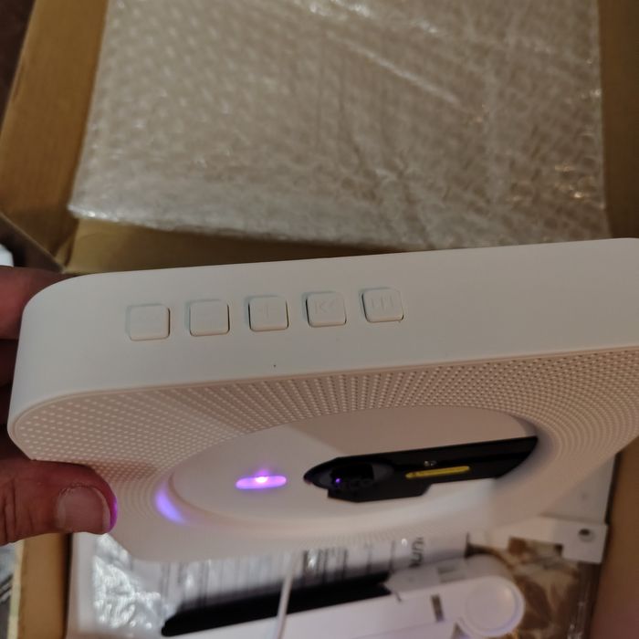 odtwarzacz CD KC-808  FM USB MP3