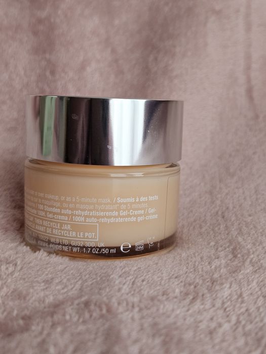Krem Moisture Surge 100H Auto-Replenishing Hydrator