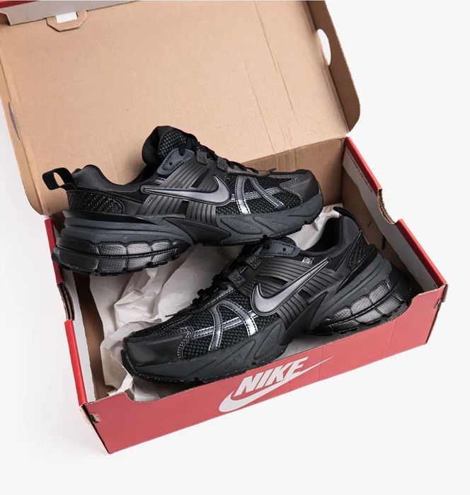 Кросівки жіночі Nike V2K Run Shoes Black FD0736-001