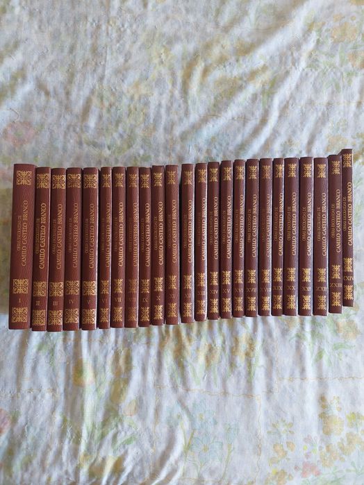 Coleção Completa de Obras de Camilo Castelo Branco (24 volumes)