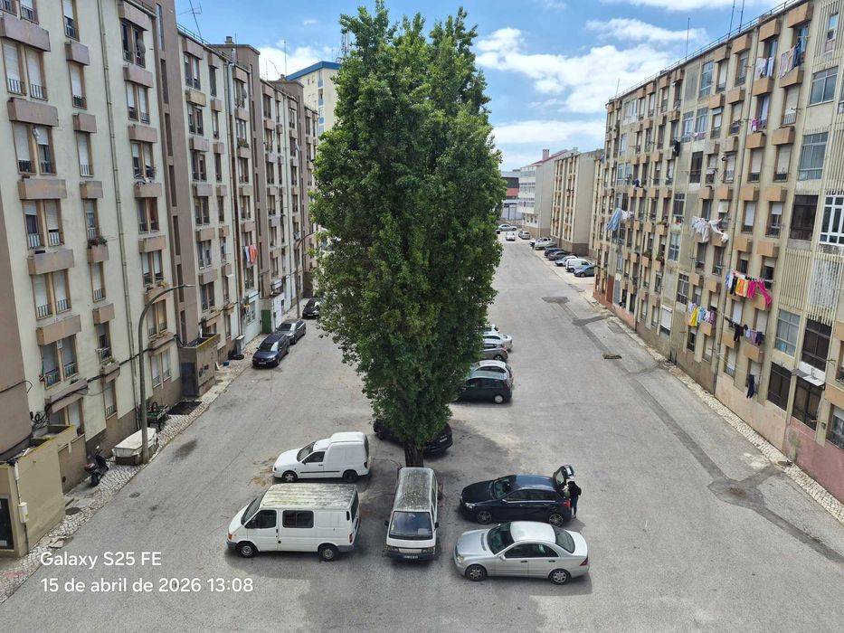 Apartamento T2 para venda - Av. Bento Jesus Caraça, Setúbal
