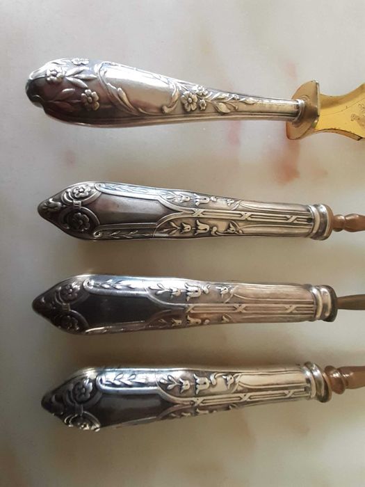 Conjunto 4 talheres prata, anos 1930/40, excelente estado